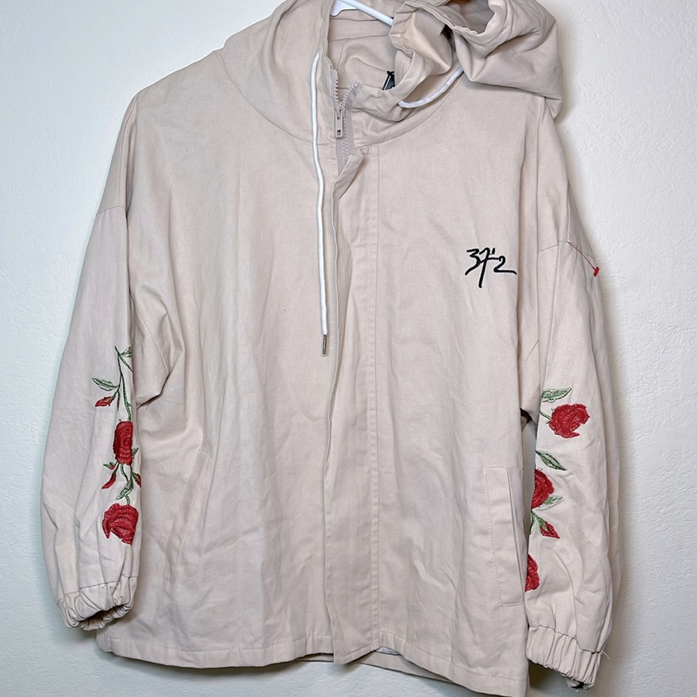 Zaful Embroidered Lined Jacket w/hood Size M 85% Cotton